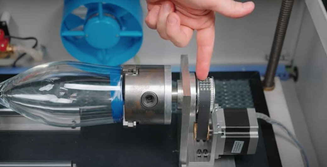 Редуктор поворотного устройства лазерного станка